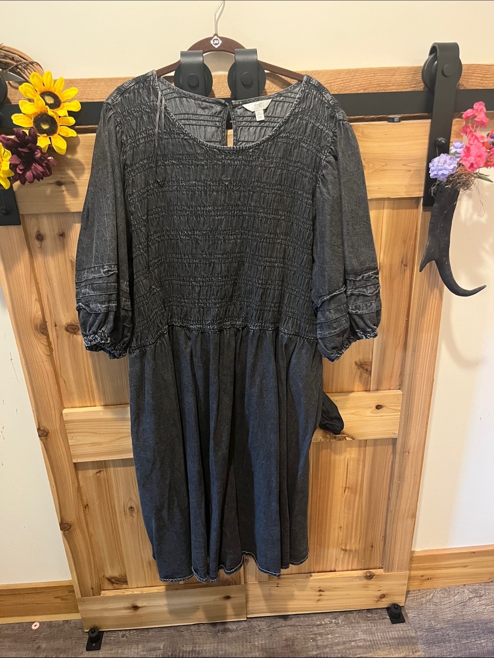 Terra & Sky Dark Gray Smocked Midi Dress